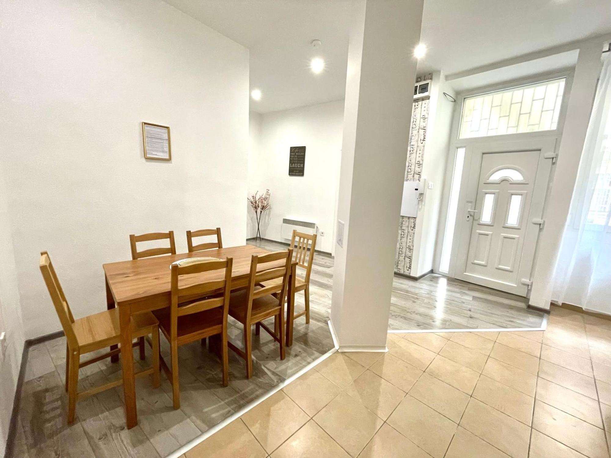 Relax Home With 2 Bedroom, 2 Bathroom For 6 People In The City Centre Free Coffee Budapesta Exterior foto